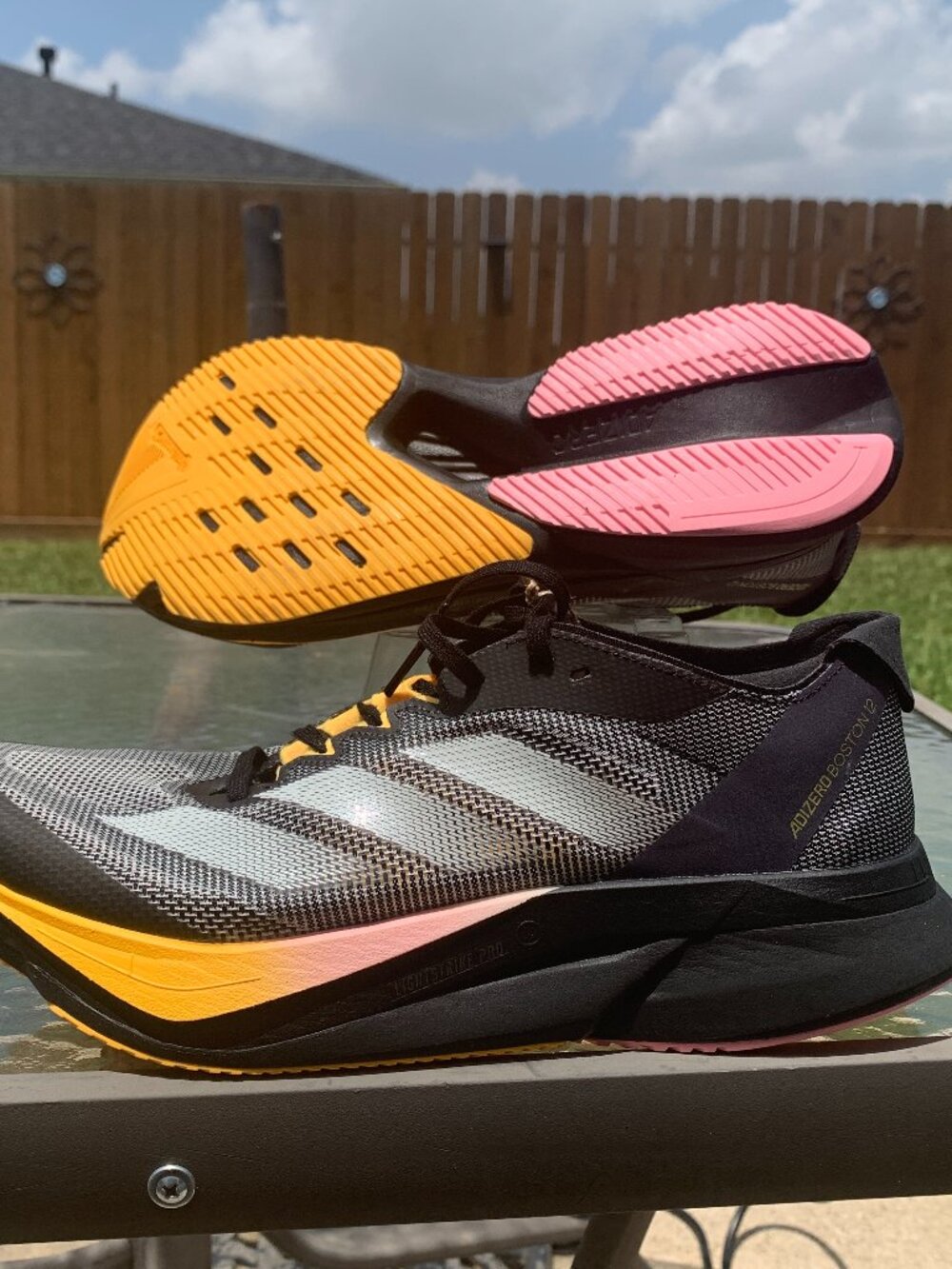 adidas Adizero Boston 12 Men 10.5 / Women 11.5 Black Running shoe IF9212
